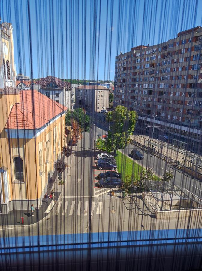 Midtown Apartment Oradea Exterior foto